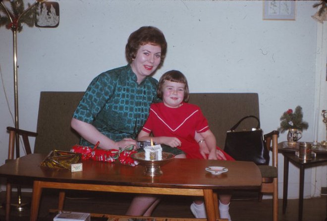 227263_1706402496086_1118747683_31390696_3836188_n1